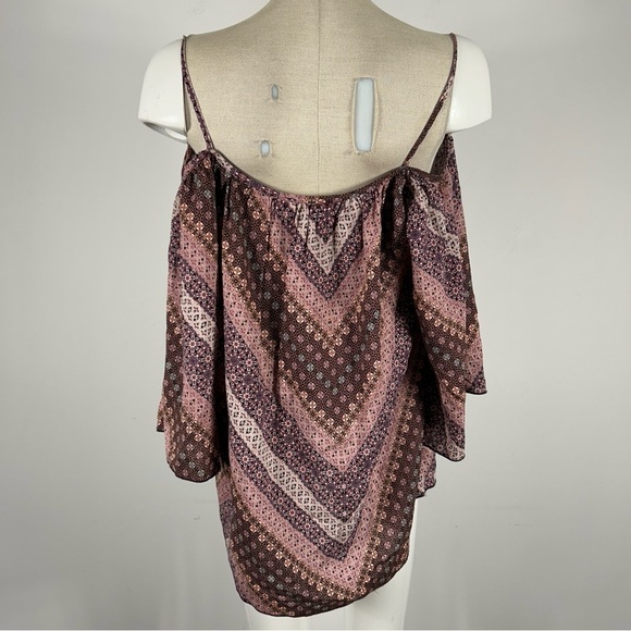 🌟Adora cold shoulder bohemian Top S - Picture 5 of 12